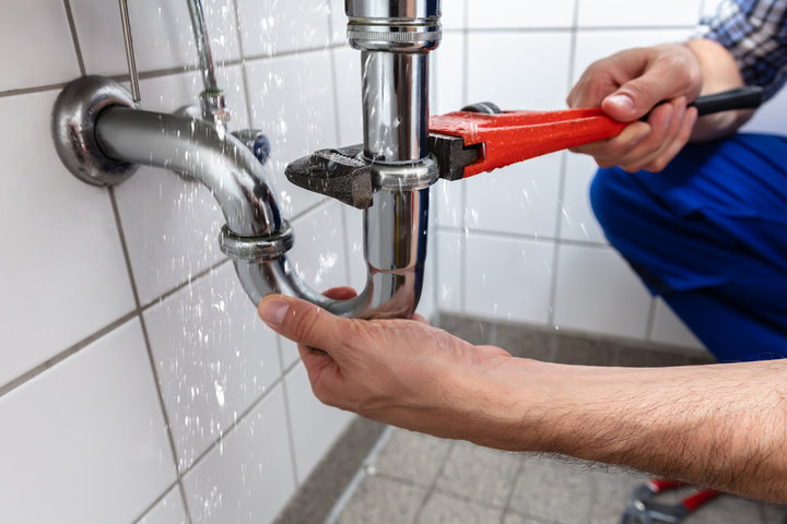 Water Line Break Signs in Fayetteville, NC | Best Plumbing Services in Fayetteville, NC | Heavenly Plumbing in Fayetteville, NC